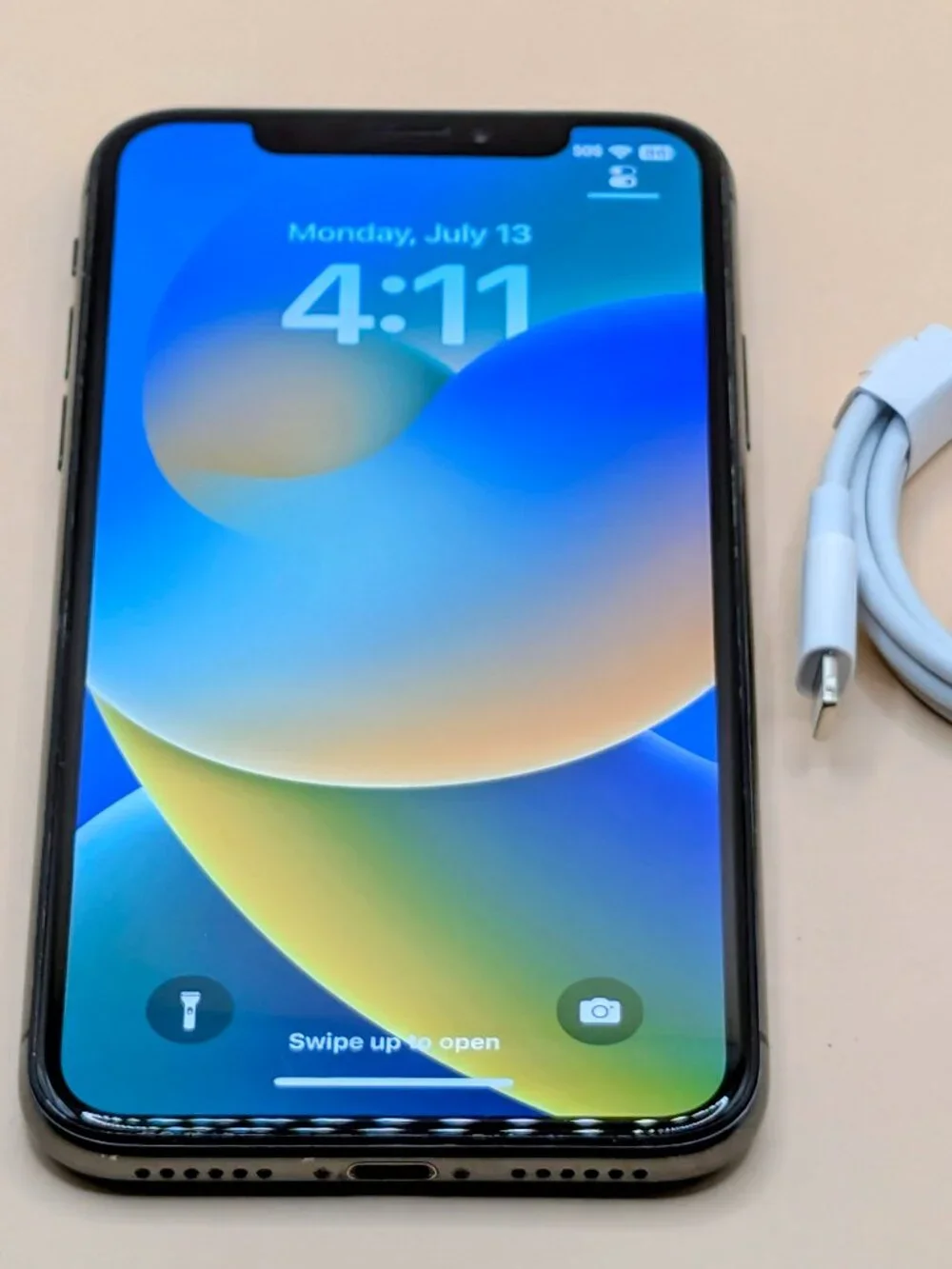 iPhone X 256GB (Unlocked) #2***